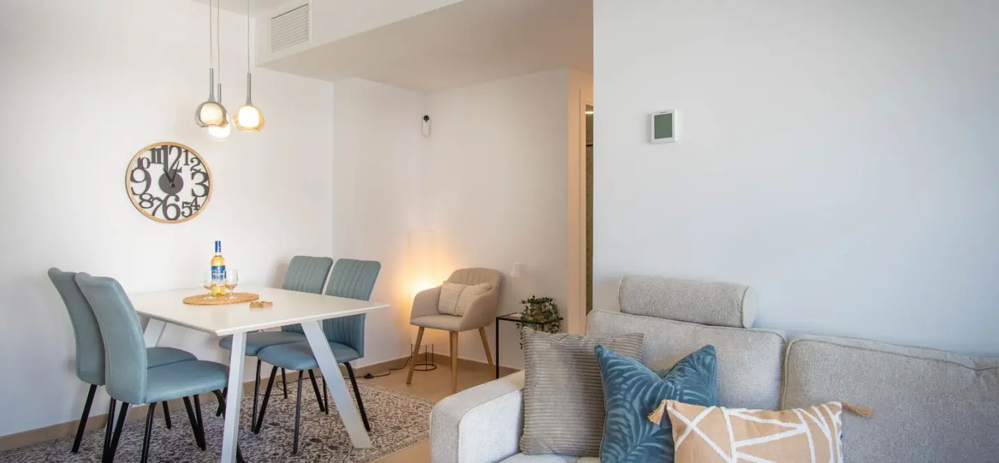 Продажа апартаментов на среднем этаже в Estepona 4