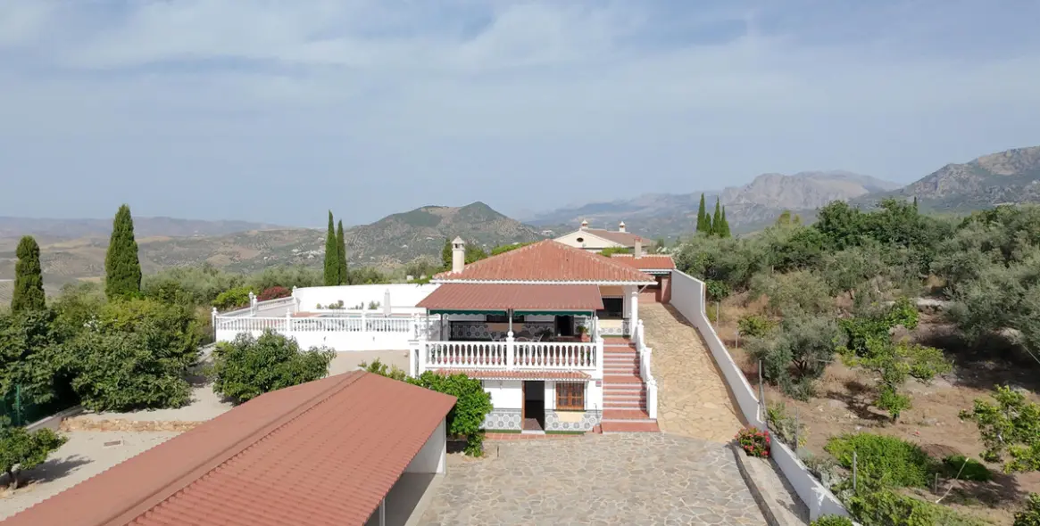 Venta de finca - cortijo en Periana 3