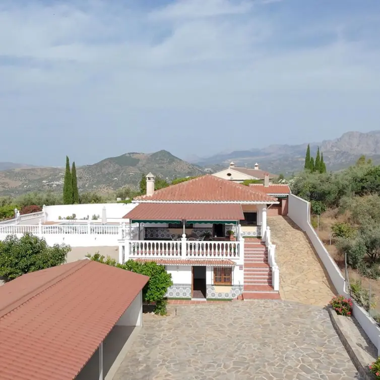 Sale of detached villa in Periana