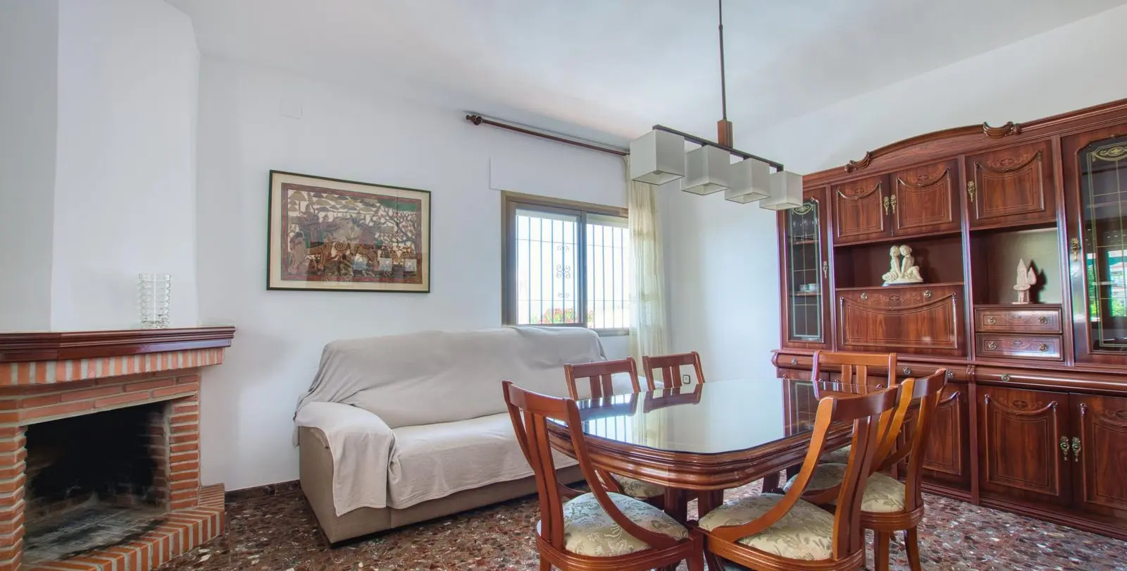 Sale of detached villa in Periana 18