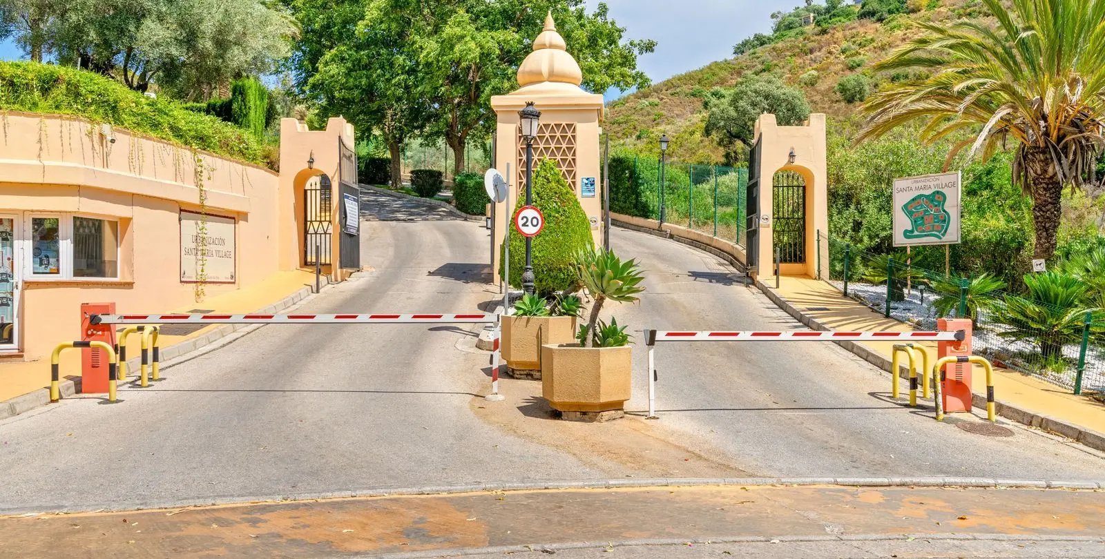 Продажа апартаментов на среднем этаже в Elviria 25