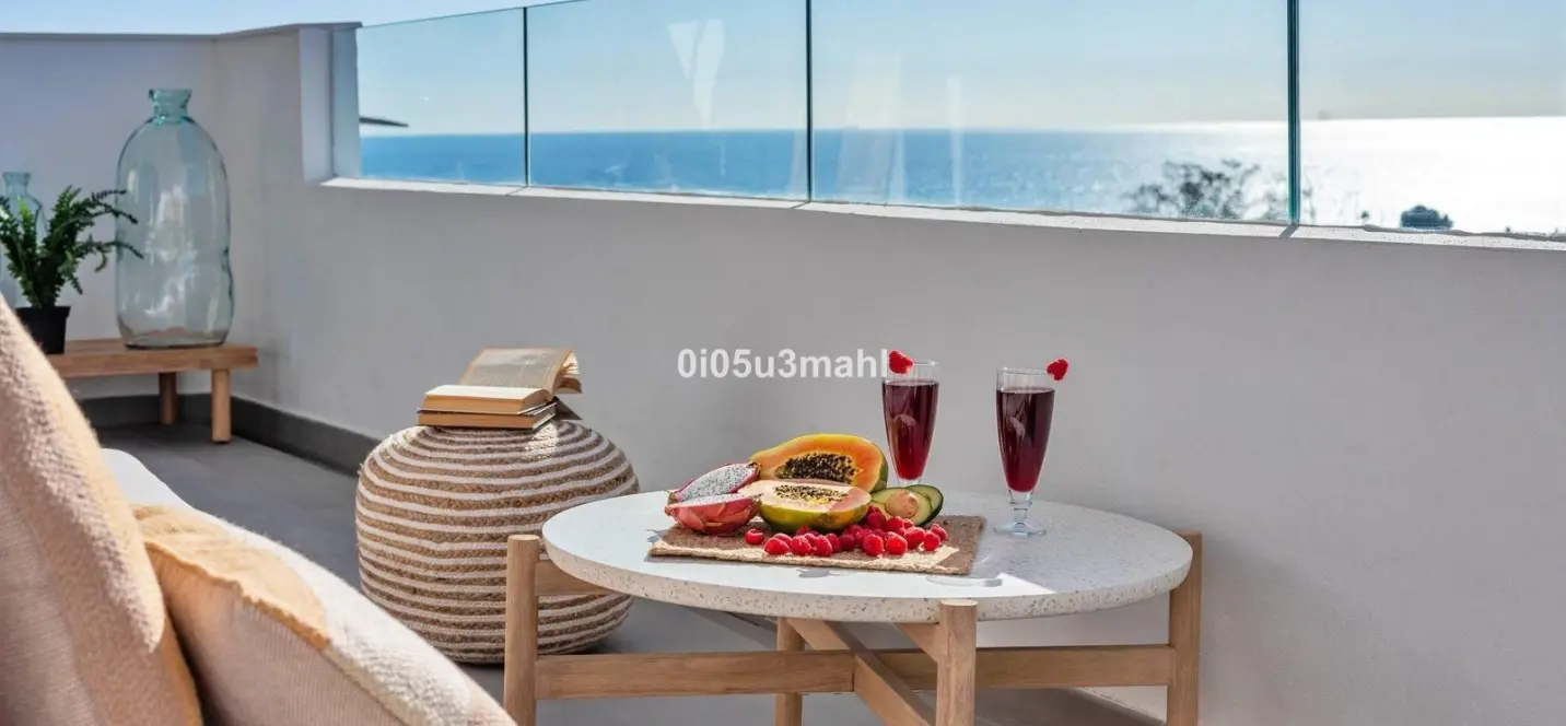 Продажа апартаментов на среднем этаже в Rincón de la Victoria 2