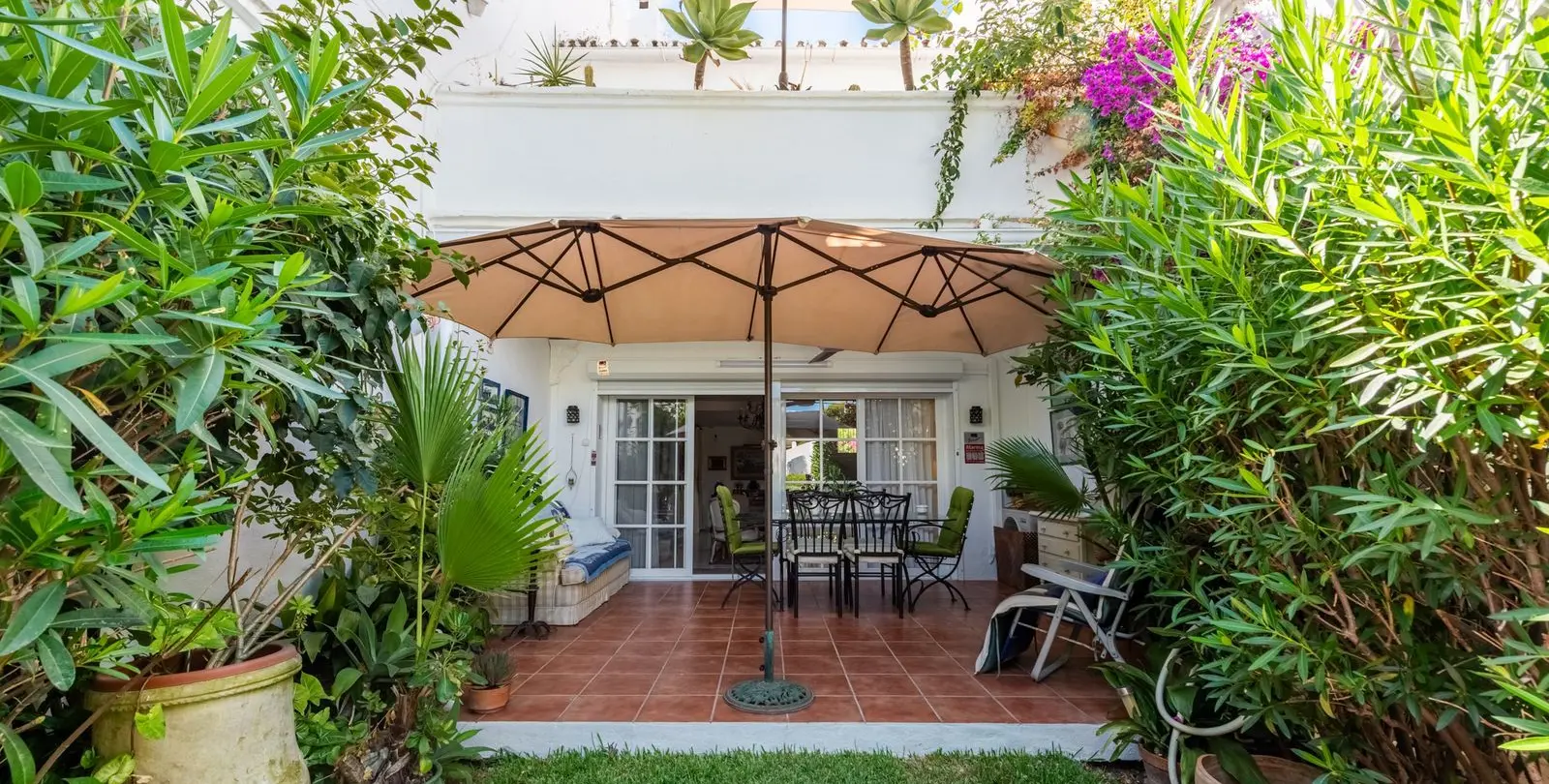 Venta de adosado en Bel Air 17