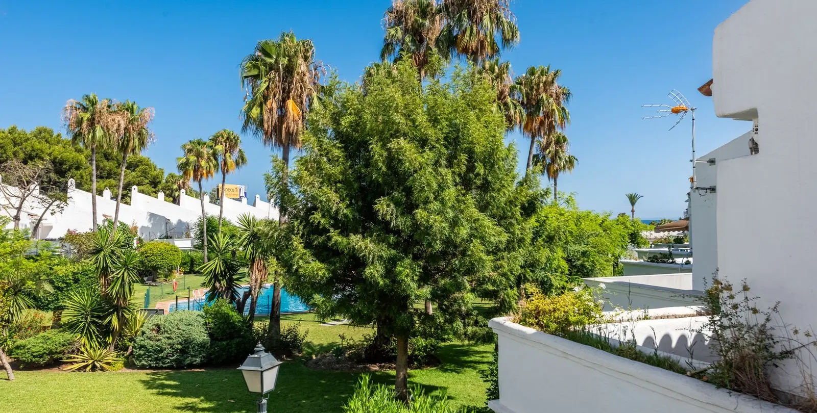 Venta de adosado en Bel Air 19