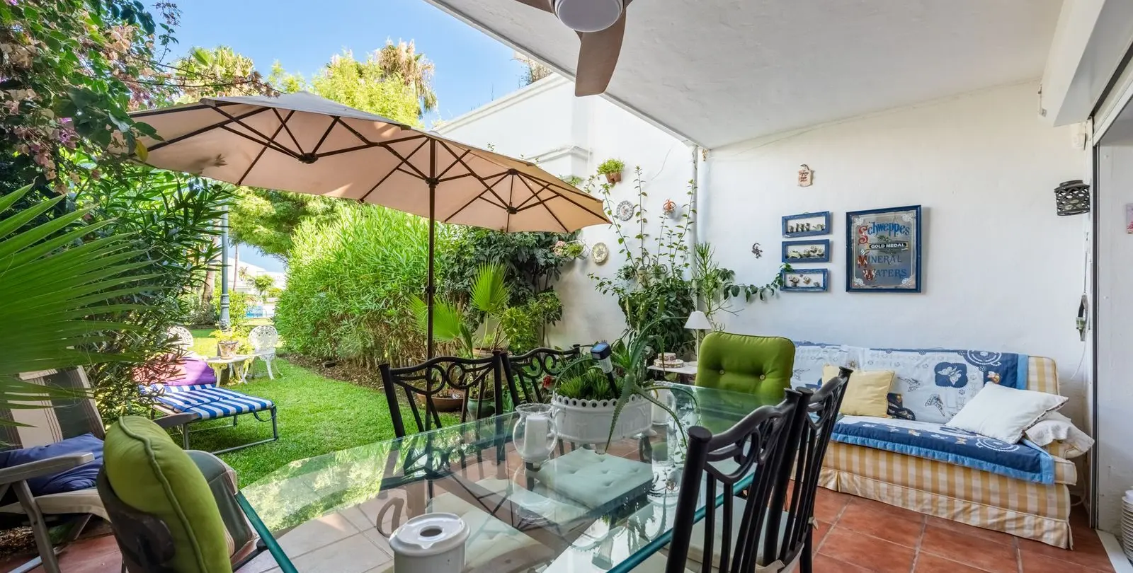 Venta de adosado en Bel Air 23