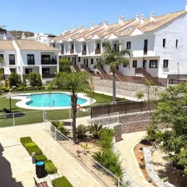 Sale of townhouse in Riviera del Sol