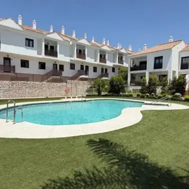 Sale of townhouse in Riviera del Sol