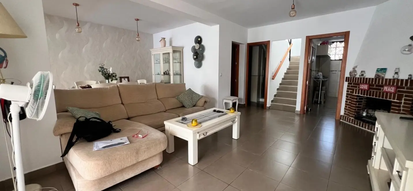 Продажа дома на две семьи в Benalmadena Costa 2