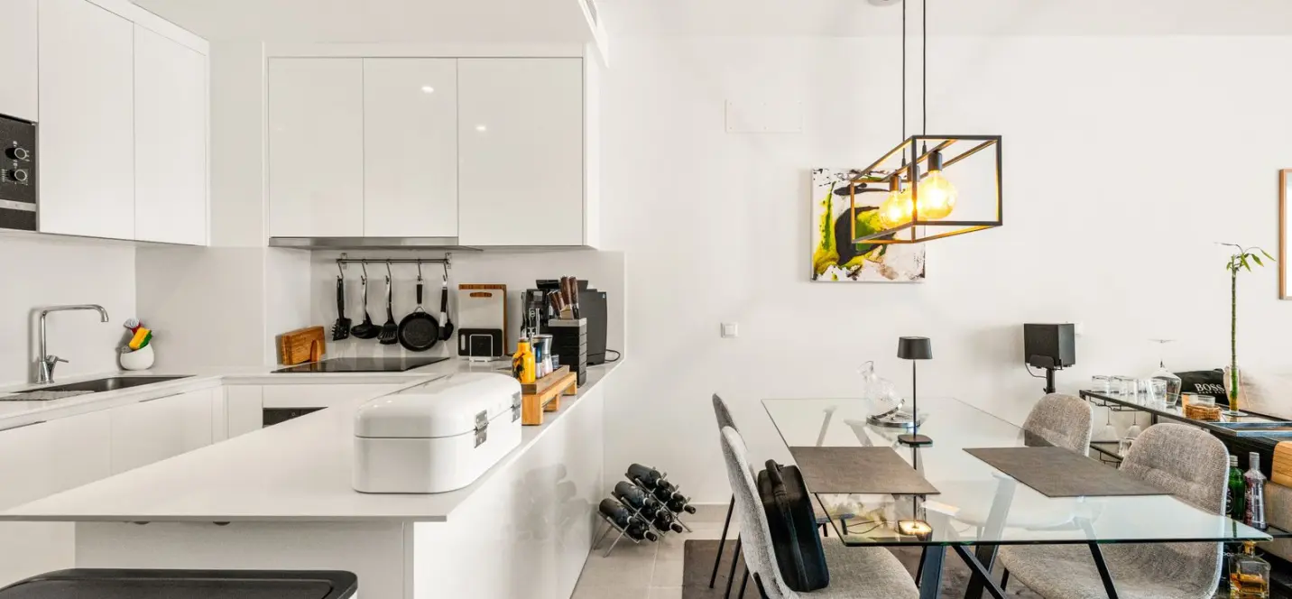 Продажа двухуровневого пентхауса в Estepona 3