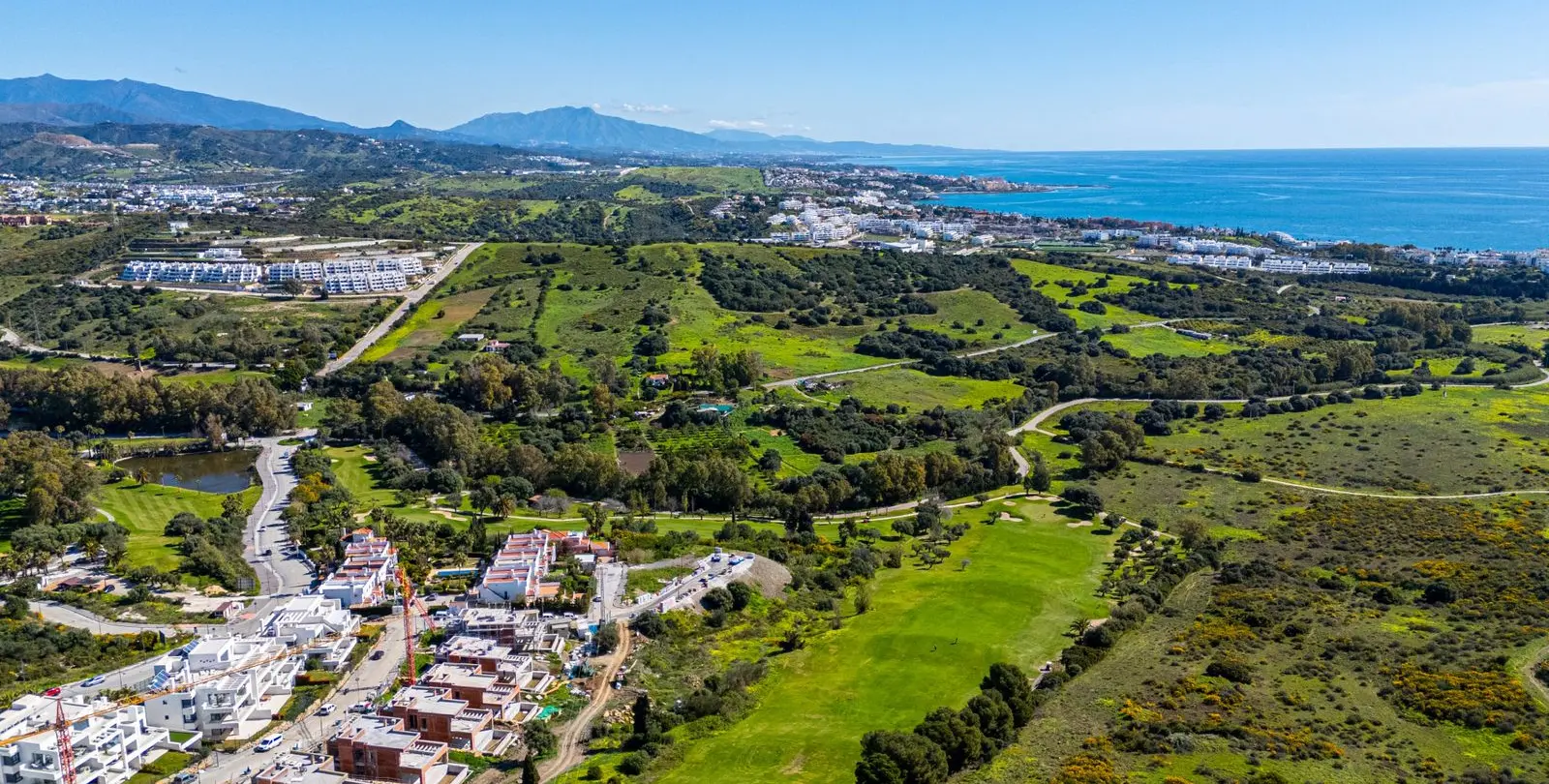 Продажа двухуровневого пентхауса в Estepona 39