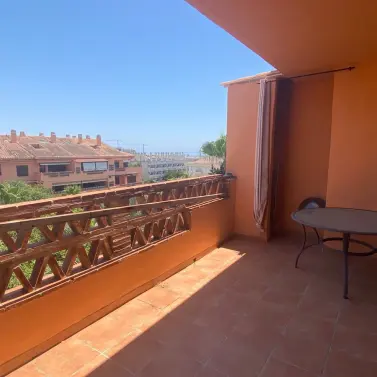 Sale of penthouse in The Golden Mile