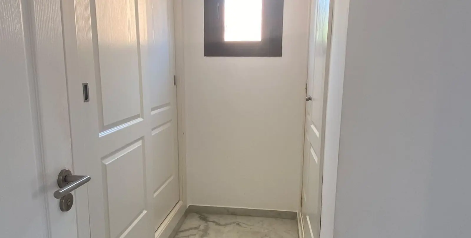 Sale of penthouse in The Golden Mile 13