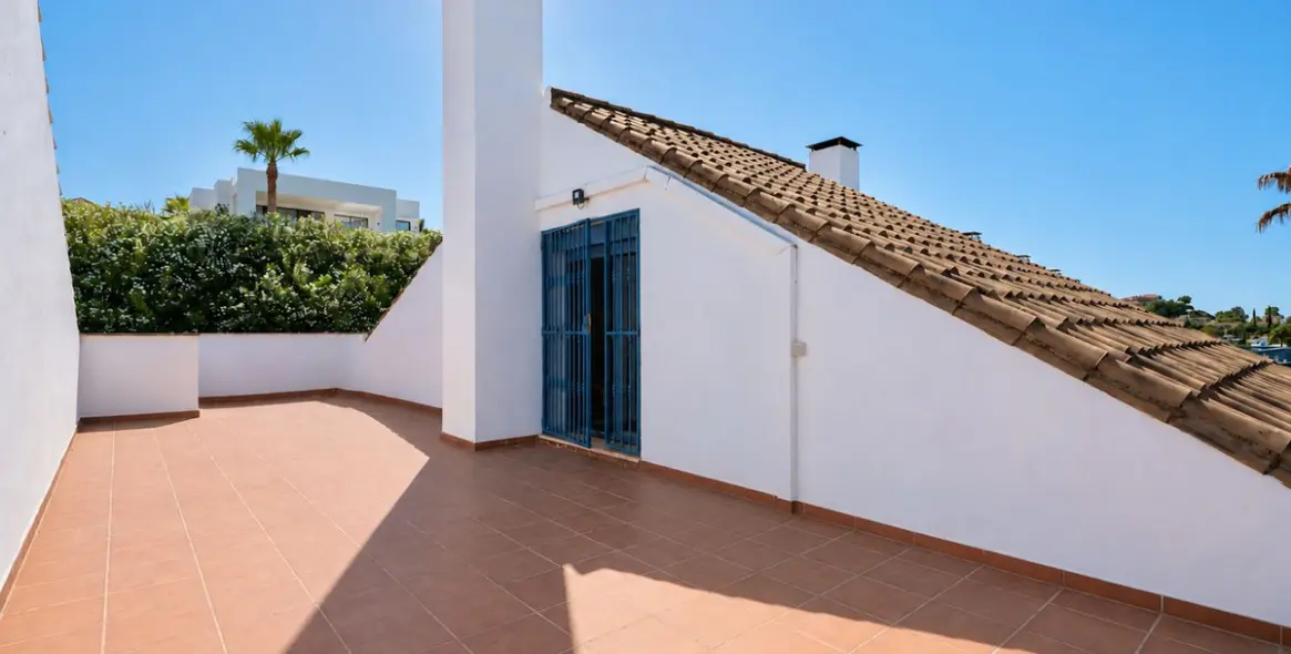 Продажа таунхауса в Nueva Andalucía 33