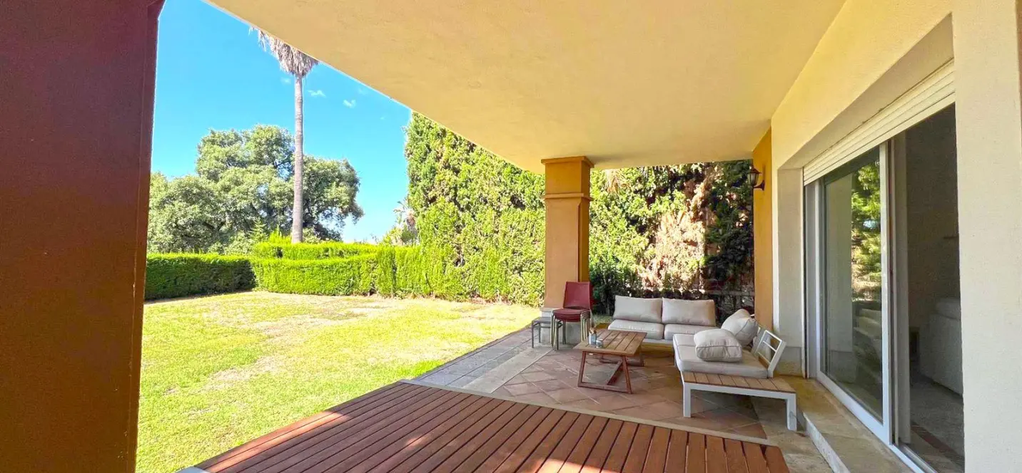 Продажа дома на две семьи в Marbella 3
