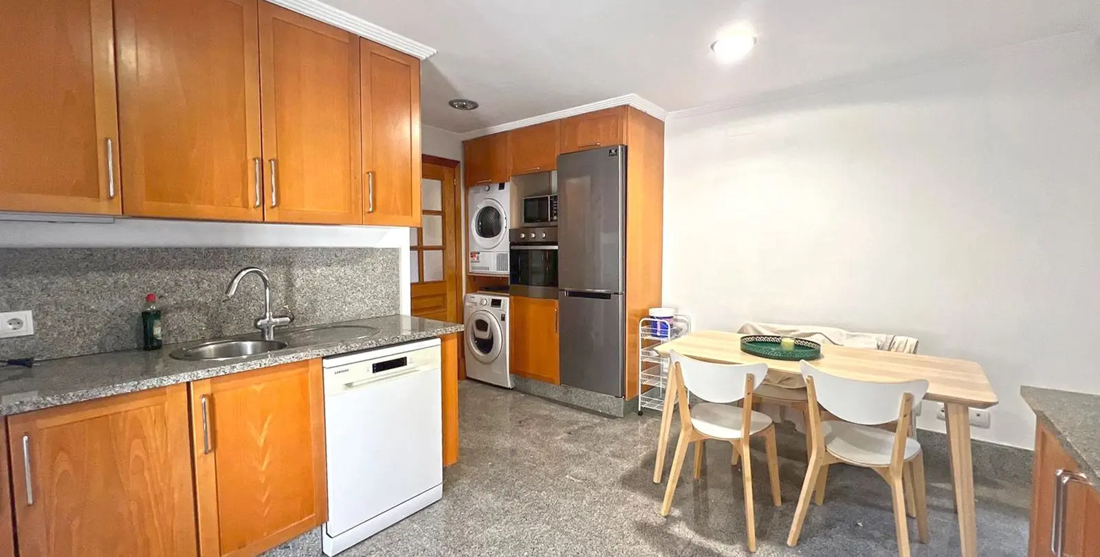 Продажа дома на две семьи в Marbella 12