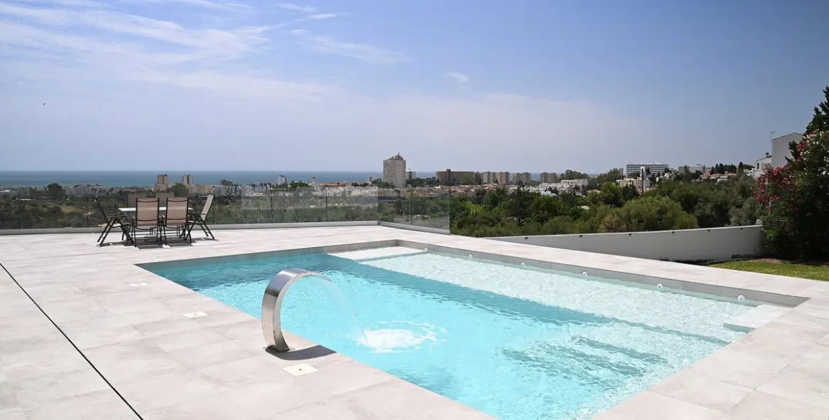 Sale of detached villa in Malaga 3