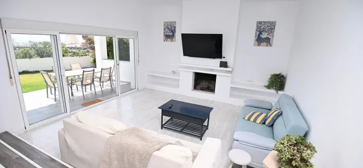 Sale of detached villa in Malaga 3