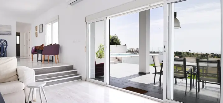 Sale of detached villa in Malaga 4