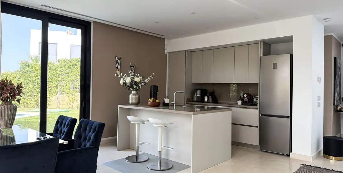 Sale of semi-detached house in Cabopino 11