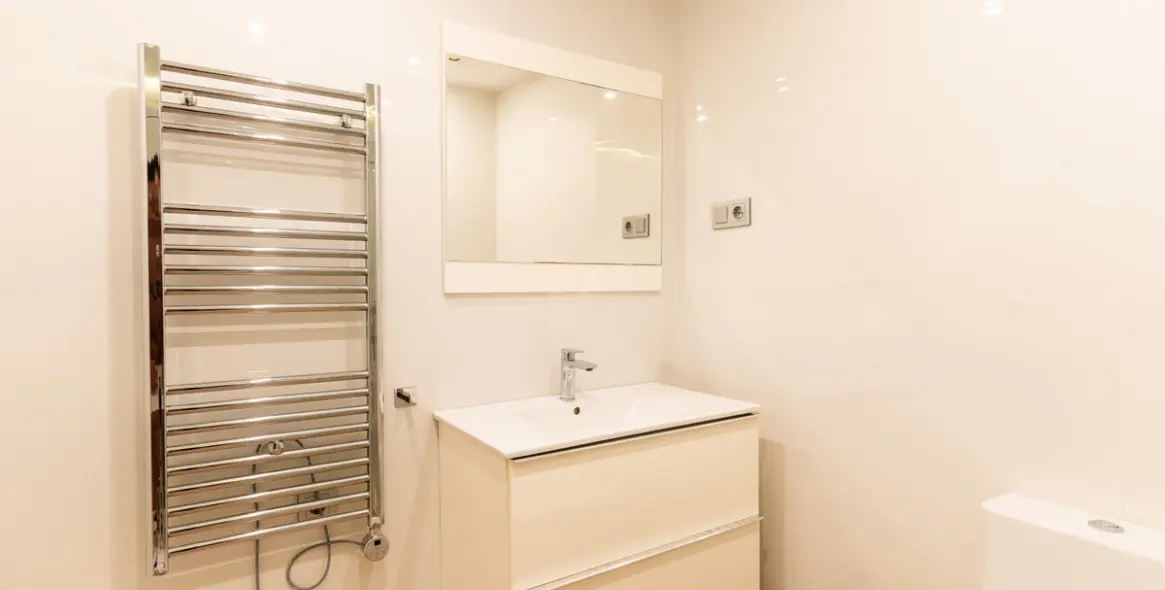 Venta de apartamento en planta media en Málaga Centro 11