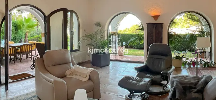 Sale of detached villa in Mijas 3