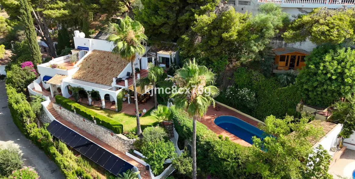Sale of detached villa in Mijas 59