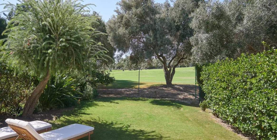 Sale of townhouse in Nueva Andalucía 12