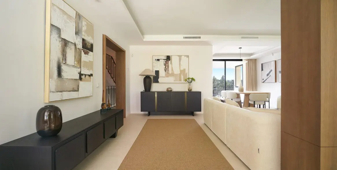 Sale of townhouse in Nueva Andalucía 16