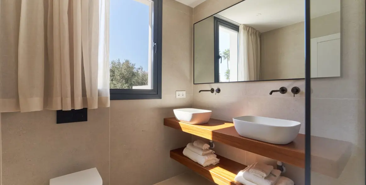 Sale of townhouse in Nueva Andalucía 45