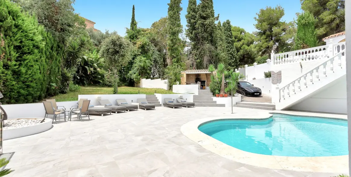 Sale of detached villa in El Rosario 62