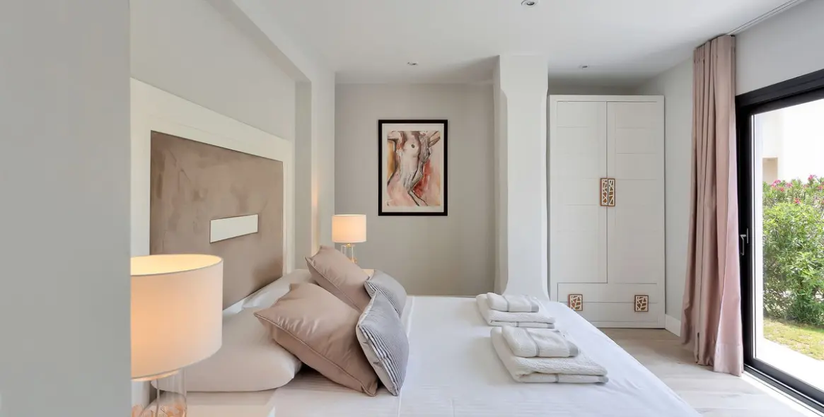 Sale of detached villa in El Rosario 71
