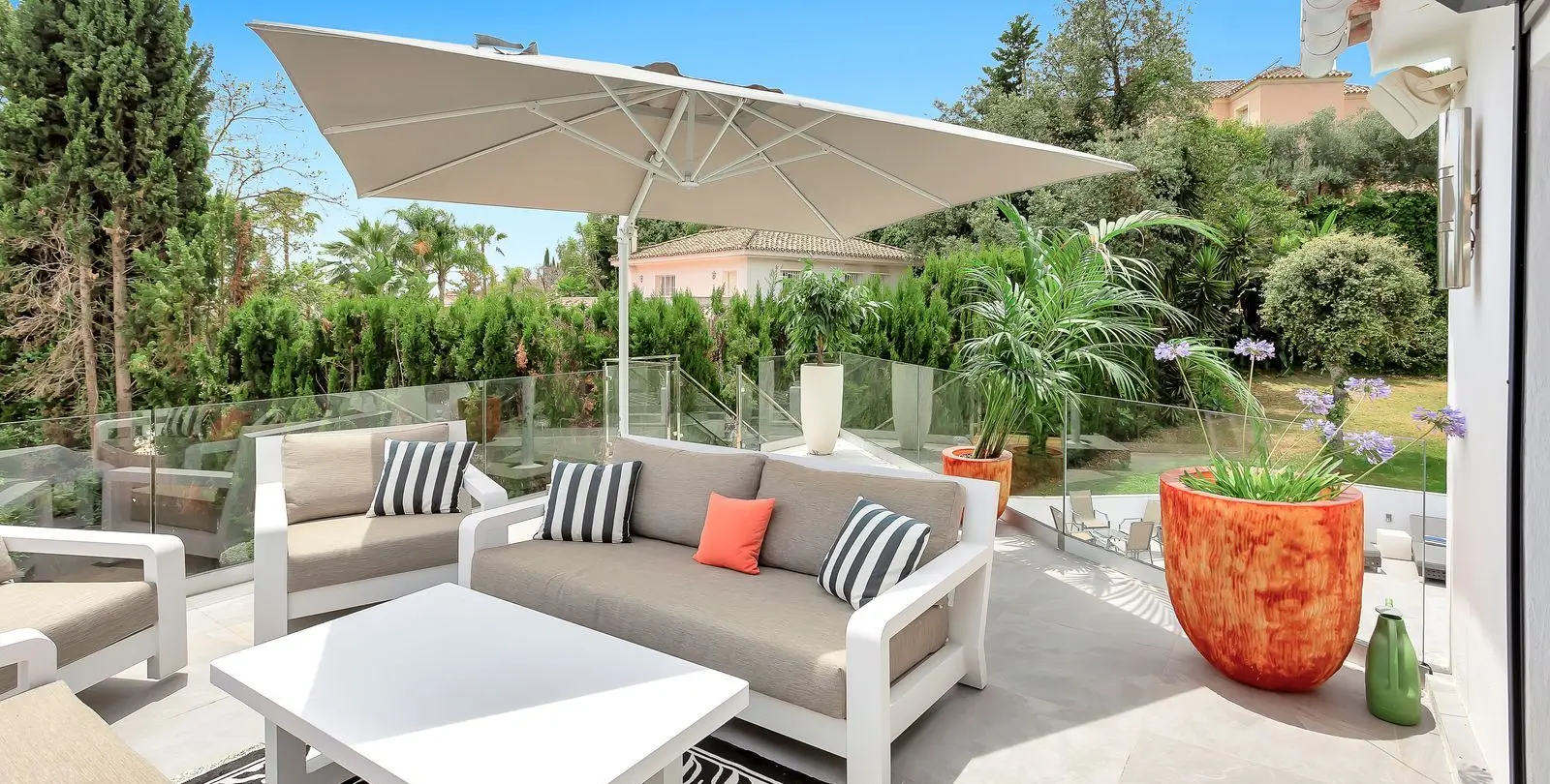 Venta de villa independiente en El Rosario 3