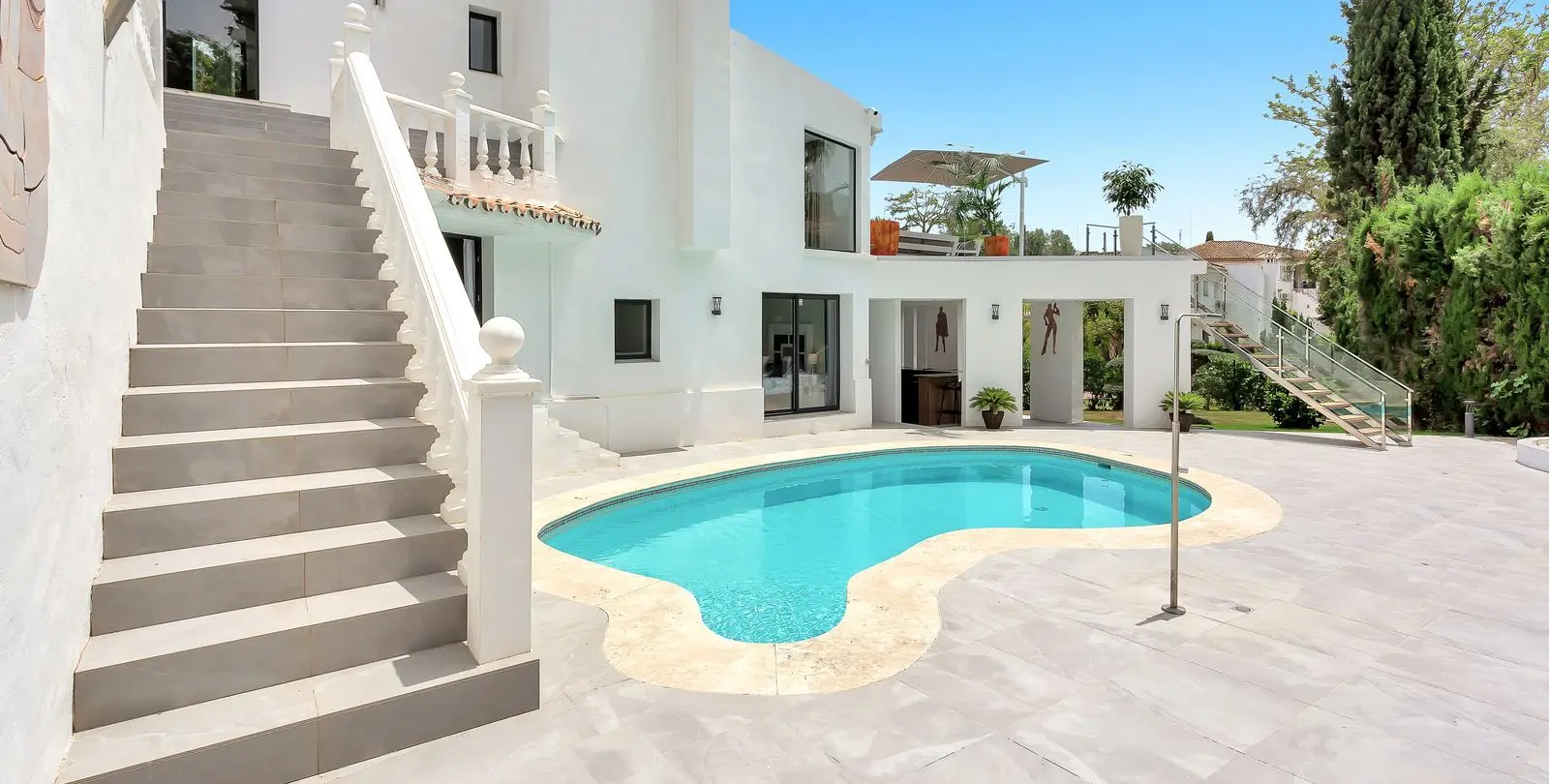 Venta de villa independiente en El Rosario 12