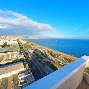 Sale of middle floor apartment in Malaga
