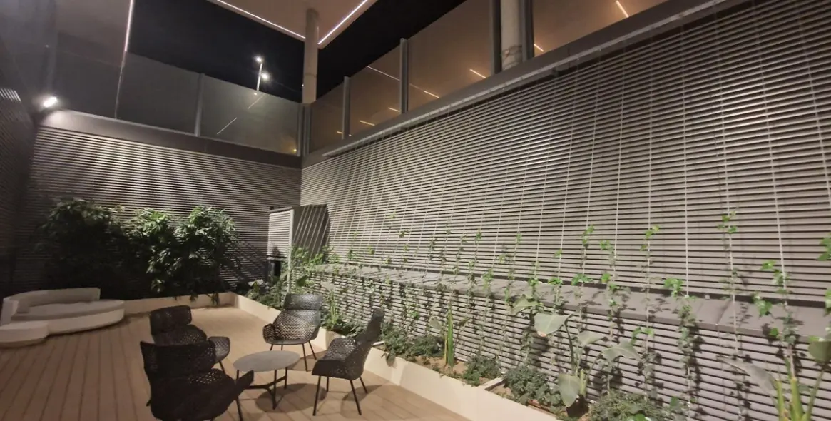 Sale of middle floor apartment in Malaga 14