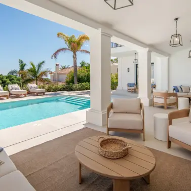 Sale of detached villa in Benahavís