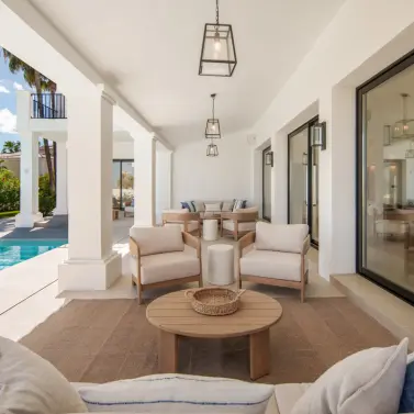 Sale of detached villa in Benahavís