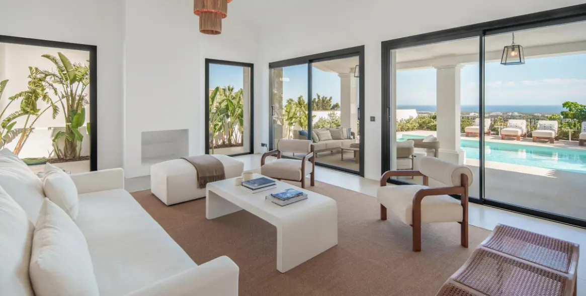 Sale of detached villa in Benahavís 16