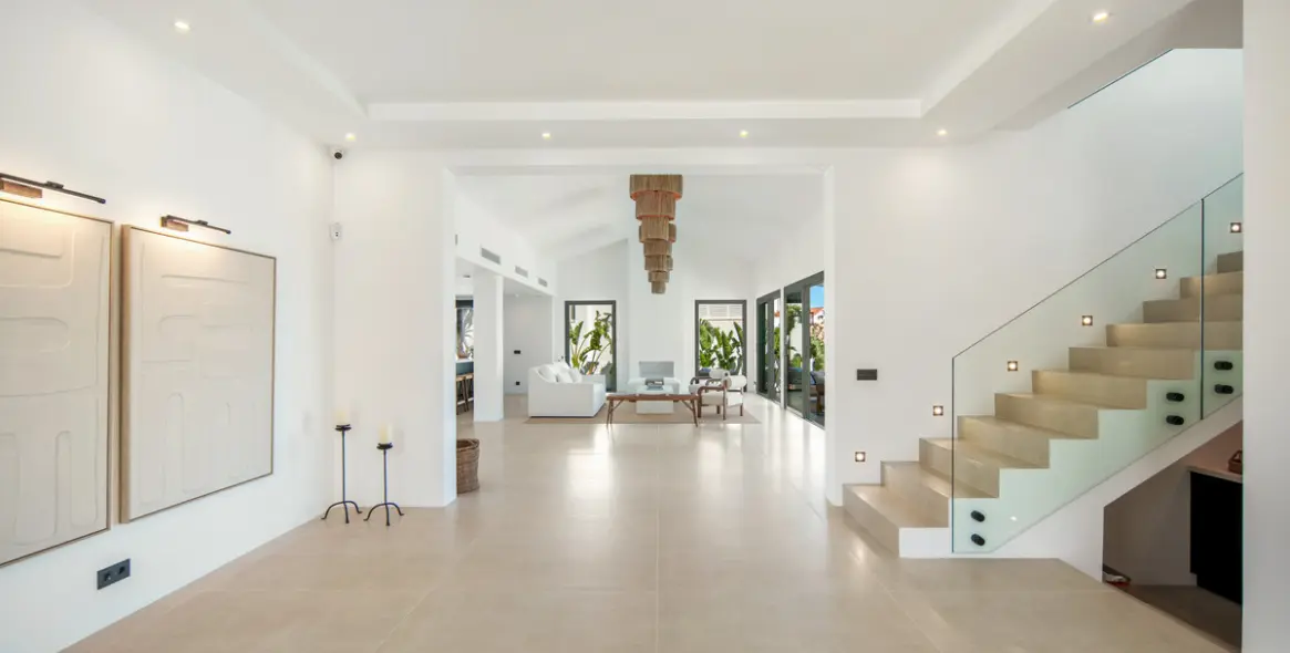 Sale of detached villa in Benahavís 17