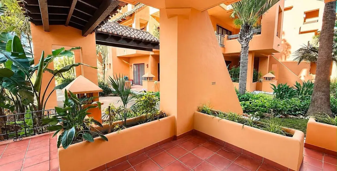 Short-term rent of ground floor apartment in San Pedro de Alcántara 21