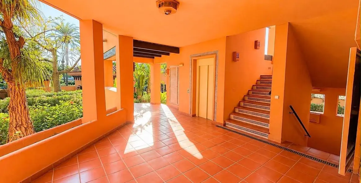 Short-term rent of ground floor apartment in San Pedro de Alcántara 25