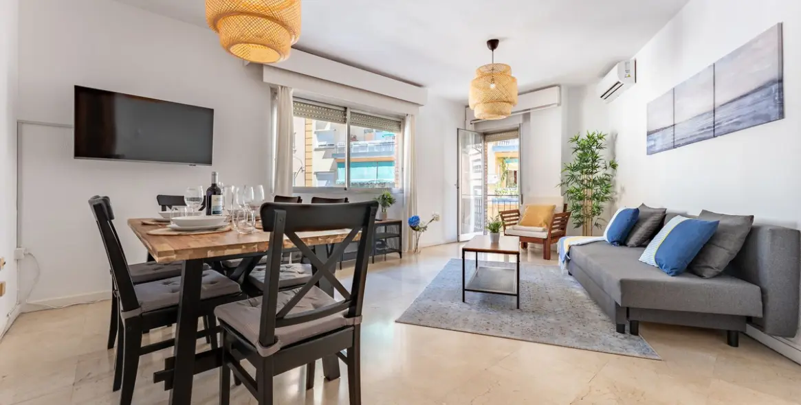 Venta de apartamento en planta media en Málaga Centro 1