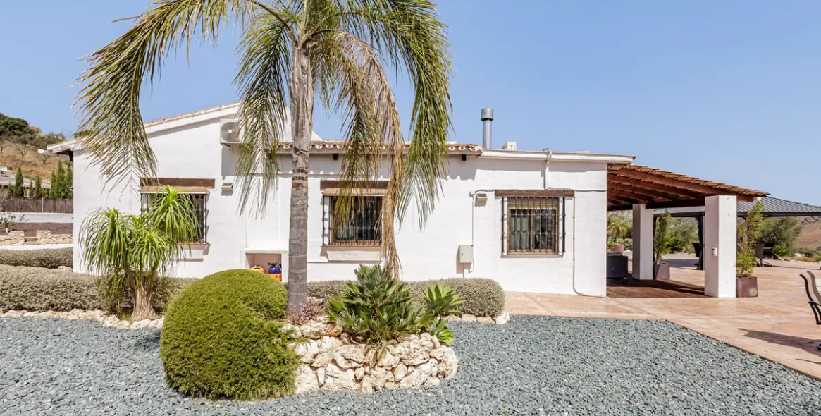 Venta de villa independiente en Coín 2