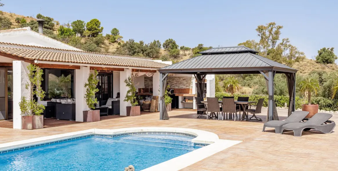 Venta de villa independiente en Coín 5