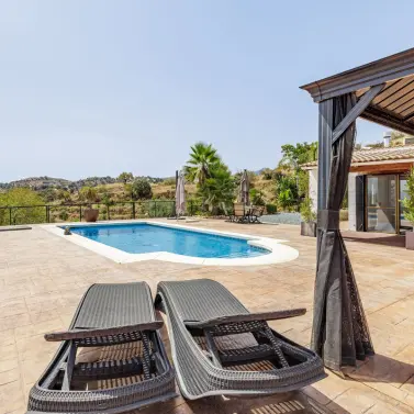 Venta de villa independiente en Coín