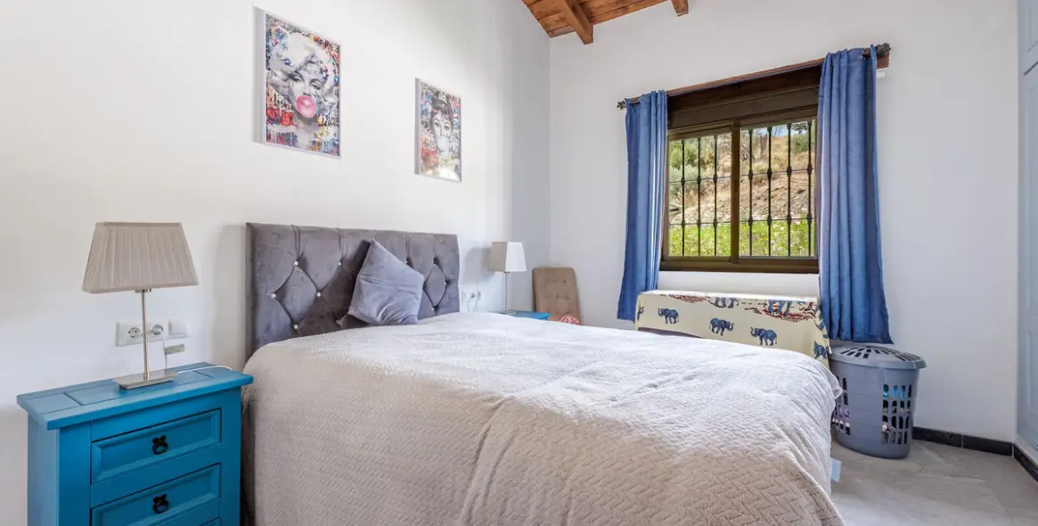 Venta de villa independiente en Coín 24
