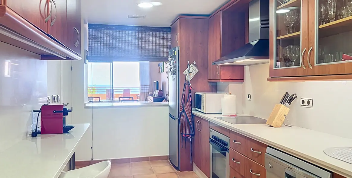 Venta de apartamento en planta media en Manilva 9