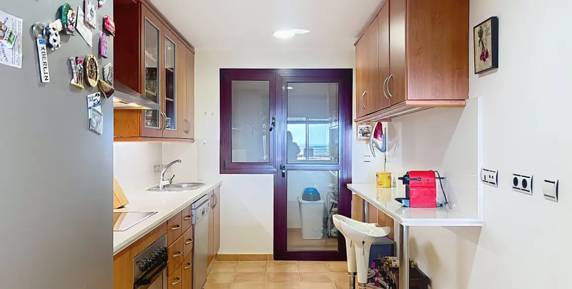 Venta de apartamento en planta media en Manilva 10