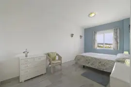 Image 6 thumb