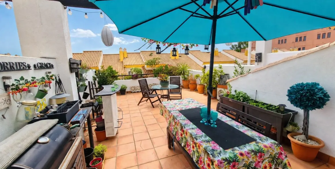 Sale of townhouse in Estepona 9